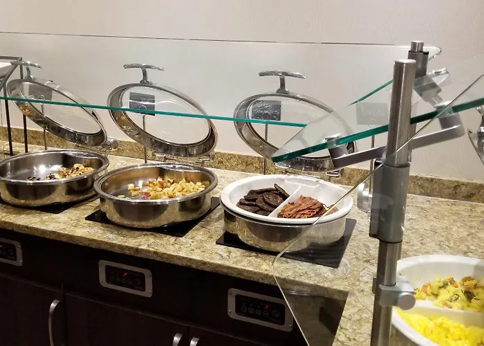 Crowne Plaza Chicago Sw - By Ihg 3*