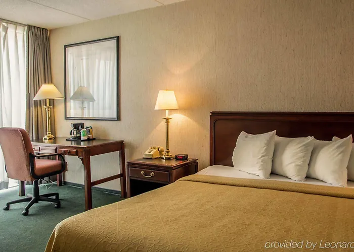 Crowne Plaza Chicago Sw - By Ihg 3*