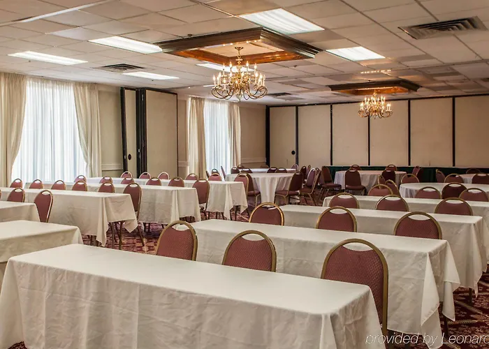 Crowne Plaza Chicago Sw - By Ihg Hotel